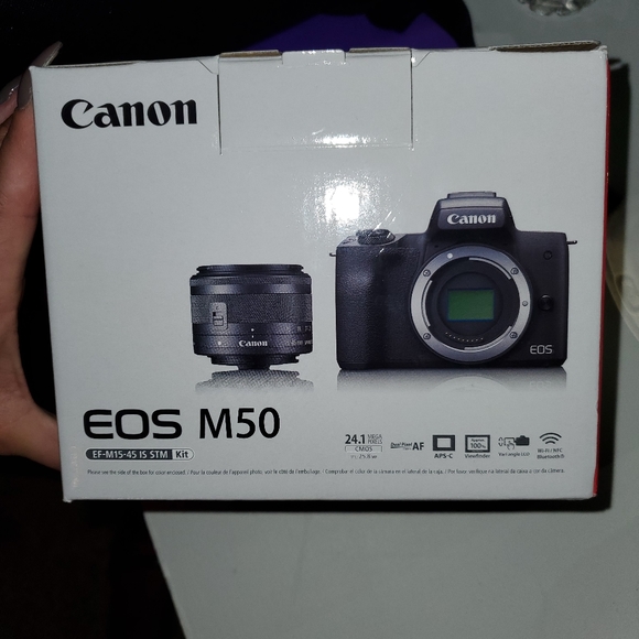 SOLD-Canon Eos M50 mirrorless digital camera - Picture 1 of 13